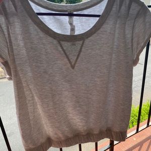 Lululemon size 6 women’s top